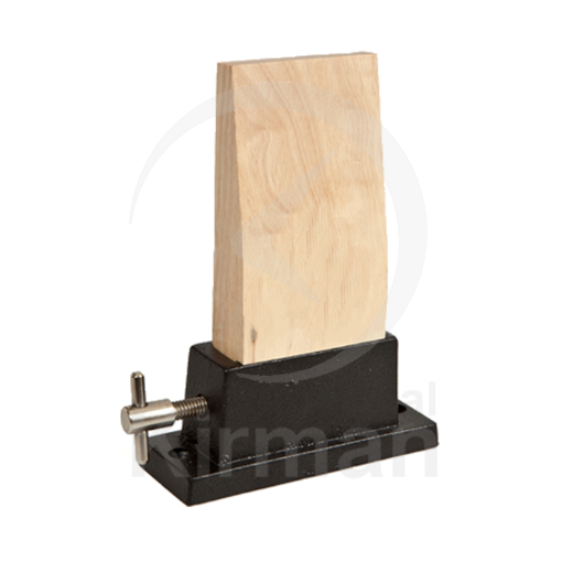 Imagen de Astillera de madera con soporte metálico atornillado